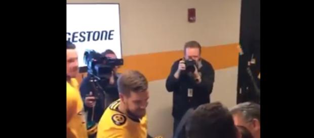 Surprise engagement ring - Image credit @PredsNHL- Twitter Surprise engagement ring - Image credit @PredsNHL- Twitter