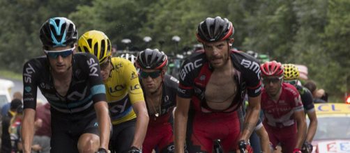 Damiano Caruso scorta Richie Porte sulle strade del Tour de France