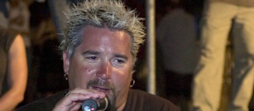 Guy Fieri at BBQ Competition 2008 [Img via Wiki | Private First Class Eric Liesse, of the Joint Task Force Guantanamo Public Affairs Department]
