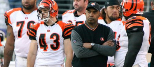 Marvin Lewis is not expected back in 2018 after 15 years as head coach with the Bengals. Image Source: Flickr | Keith Allison