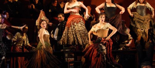 Un'edizione tradizionale della Carmen di George Bizet - MusicalCriticism.com