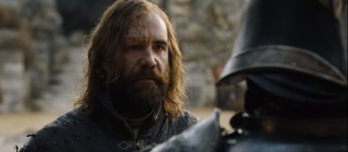 The Hound warns the Mountain that someone is coming for him in 'Game of Thrones' Season 8. - [Image credit:Talking Thrones/YouTube]