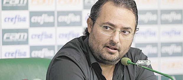 Alexandre Mattos é o dirigente de futebol da equipe Alexandre Mattos é o dirigente de futebol da equipe