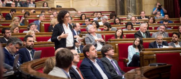 Arrimadas y Rovira se enfrentan dialécticamente en 'Salvados' Arrimadas y Rovira se enfrentan dialécticamente en 'Salvados'