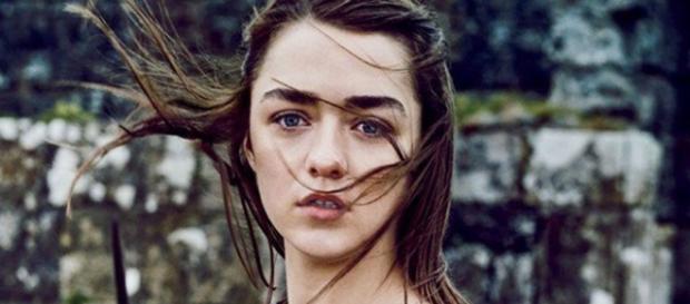 Arya Stark de Game of Thrones inspira personagem de 'Deus Salve o Rei'. (Foto Reprodução). Arya Stark de Game of Thrones inspira personagem de 'Deus Salve o Rei'. (Foto Reprodução).