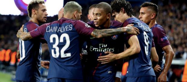 Ligue des champions : Le PSG écrase le Bayern, le Celtic se ... - snfoot.tk Ligue des champions : Le PSG écrase le Bayern, le Celtic se ... - snfoot.tk