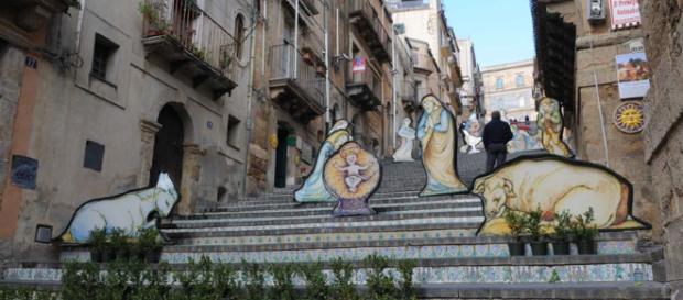 Scalinata di Caltagirone: la città dei presepi Scalinata di Caltagirone: la città dei presepi