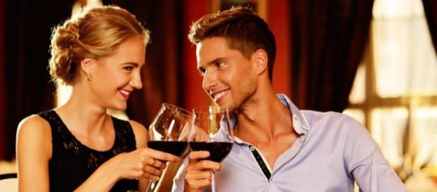 Flirten - Psychologie und Praxis des Flirts - die-rede.de Flirten - Psychologie und Praxis des Flirts - die-rede.de
