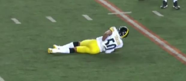 Ryan Shazier holds his back after his head collided with Bengals receiver Josh Malone's thigh (Image Credit: Sam Echols/YouTube) Ryan Shazier holds his back after his head collided with Bengals receiver Josh Malone's thigh (Image Credit: Sam Echols/YouTube)