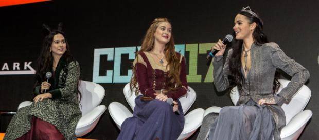 Tatá Werneck, Marina Ruy Barbosa e Bruna Marquezine no Comic Con Experience 2017. (Foto Globo GShow). Tatá Werneck, Marina Ruy Barbosa e Bruna Marquezine no Comic Con Experience 2017. (Foto Globo GShow).