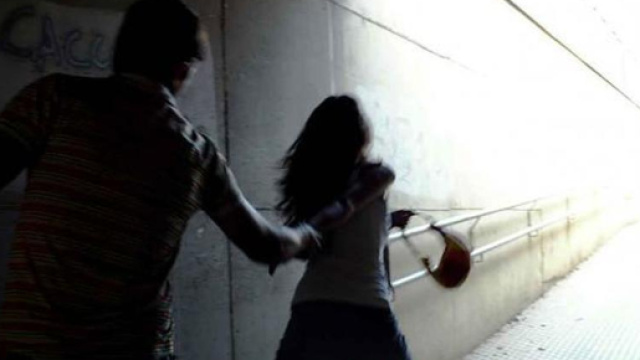 Una donna a Ferrara &egrave; stata Massacrata di botte da cinque stranieri - ilgazzettino.it