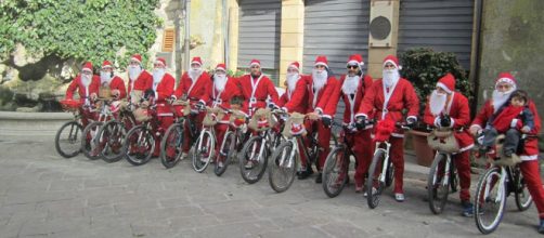 A Gangi Babbo Natale arriva in bici. LE FOTO - Madonie Press - madoniepress.it