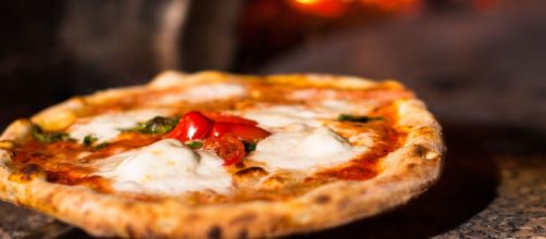 L'arte dei pizzaioli napoletani diventa patrimonio dell'Unesco.