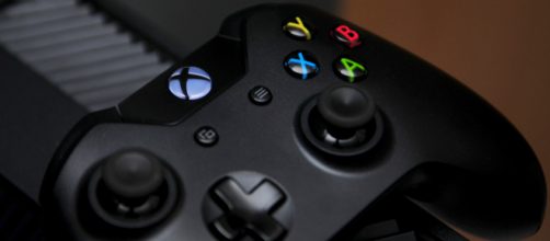 Xbox One Wireless Controller. - [Image via https://www.pexels.com/]
