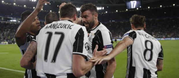 La Juventus Turin assure sa qualification La Juventus Turin assure sa qualification