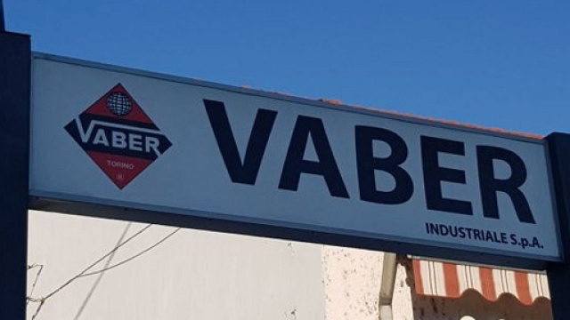 Grave incidente sul lavoro in una fabbrica chimica di Torino