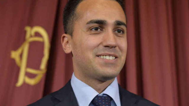 Luigi Di Maio (M5S) a Di marted&igrave; contro le Banche e le ingerenze dei democratici nella finanza.