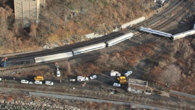 Visione aerea dei due treni coinvolti nello scontro