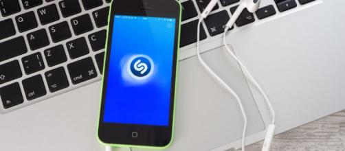 Apple has confirmed to buy Shazam - yahoo.com