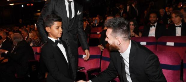 hijo de Cristiano dedica una imagen a su “ídolo” Messi en Instagram - lavanguardia.com hijo de Cristiano dedica una imagen a su “ídolo” Messi en Instagram - lavanguardia.com
