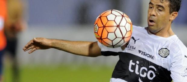 Julian Benitez - Jogador de futebol Julian Benitez - Jogador de futebol