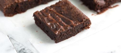 Los brownies ideales: ¿densos o esponjosos? Via - Inspired Taste
