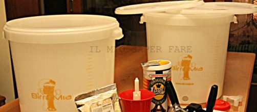 Come realizzare la produzione della propria birra fatta in casa con il kit di fermentazione - giallozafferano.it