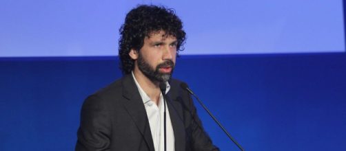 Il presidente dell'Associazione Calciatori, Damiano Tommasi, potrebbe candidarsi per la presidenza della FIGC