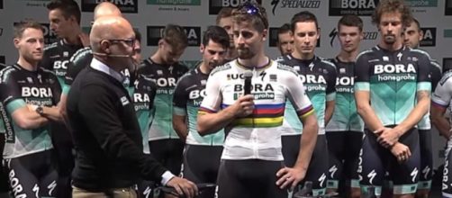 Peter Sagan durante la presentazione della Bora Hansgrohe.