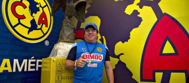 Liga MX: Clásicos... Por eso América ama a Miguel Herrera | FOX ... - foxdeportes.com Liga MX: Clásicos... Por eso América ama a Miguel Herrera | FOX ... - foxdeportes.com