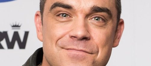 Robbie Williams e la marijuana a Buckingham Palace