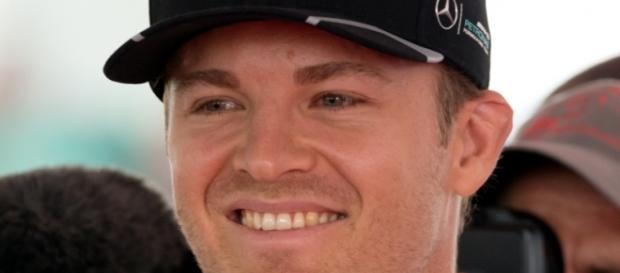 Nico Rosberg (2016) / Foto: Morio - Eigenes Werk, CC-BY-SA 4.0 (Wikimedia) Nico Rosberg (2016) / Foto: Morio - Eigenes Werk, CC-BY-SA 4.0 (Wikimedia)