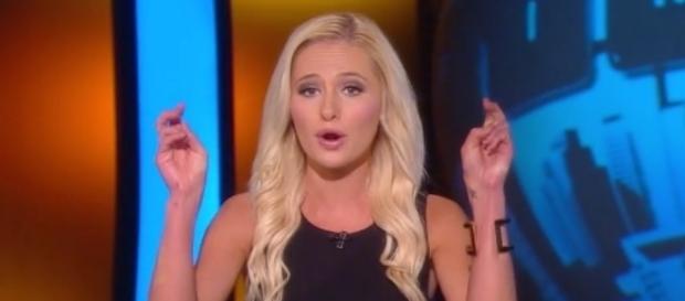 Tomi Lahren triggered into rant defending Donald Trump tweets from ...