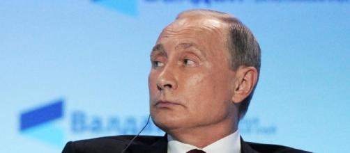 Why Vladimir Putin's Russia Is Backing Donald Trump - newsweek.com