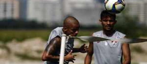 Com forte calor na manhã de sábado, Flu encerrou preparação para encara o Bangu pelo Carioca (Foto: Nelson Perez/Divulgação FFC) Com forte calor na manhã de sábado, Flu encerrou preparação para encara o Bangu pelo Carioca (Foto: Nelson Perez/Divulgação FFC)