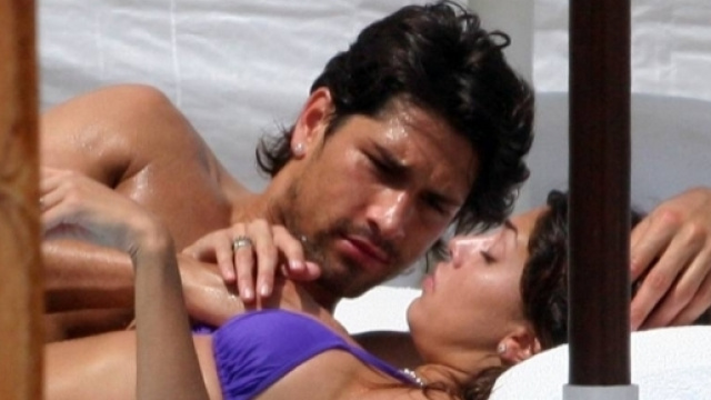 Gossip news Belen Rodriguez sabato 11 febbraio: Marco Borriello 'Che noia' - foto shock-news.it