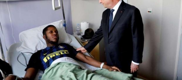 François Hollande au chevet de Théo. Pour quelles solutions ? François Hollande au chevet de Théo. Pour quelles solutions ?