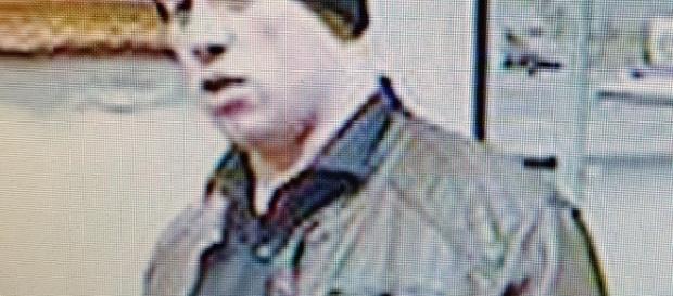 Rothaariger Gold-Dieb aus Bremen gesucht Rothaariger Gold-Dieb aus Bremen gesucht