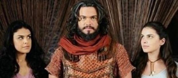 Samara, Josué e Aruna na novela 'A Terra Prometida' (Divulgação/Record) Samara, Josué e Aruna na novela 'A Terra Prometida' (Divulgação/Record)