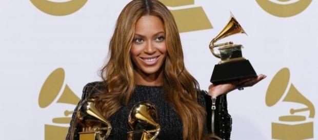 Watch 2017 Grammy Awards online or mobile - totallycoolpix.com Watch 2017 Grammy Awards online or mobile - totallycoolpix.com