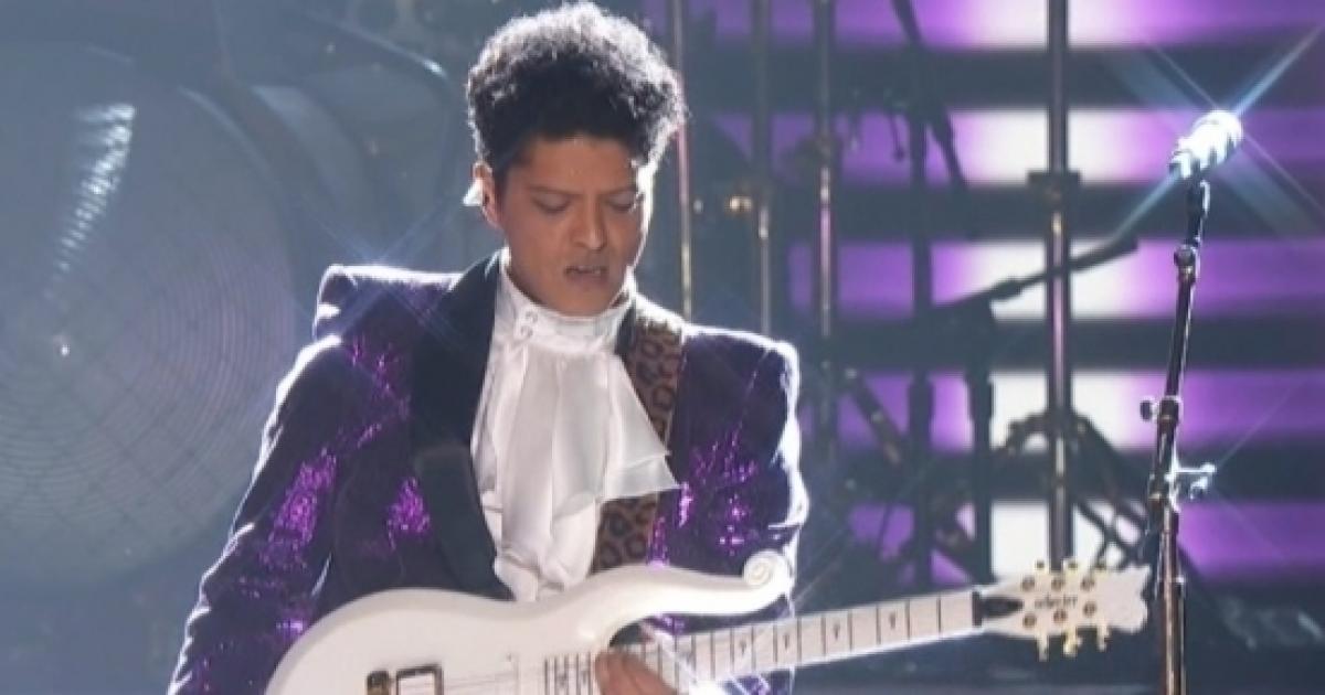 Bruno Mars Destroys Everyone With Prince Tribute At Grammys