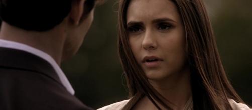 The Vampire Diaries: Teaser do episódio final mostra Elena acordada