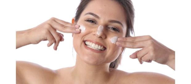 Acne: você sabe a diferença entre os tipos e como tratá-los? Descubra! - com.br Acne: você sabe a diferença entre os tipos e como tratá-los? Descubra! - com.br