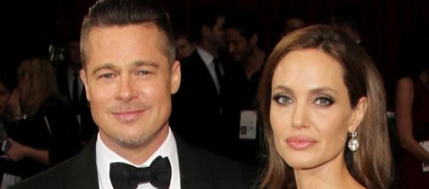Angelina Jolie et Brad Pitt se battent à nouveau pour leurs enfants Angelina Jolie et Brad Pitt se battent à nouveau pour leurs enfants