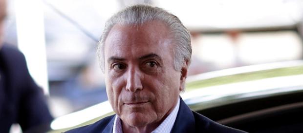 Imagem de Temer estava arranhada Imagem de Temer estava arranhada