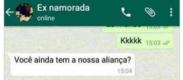 Moça toma resposta inesperada do ex. (foto: reprodução Whatsapp) Moça toma resposta inesperada do ex. (foto: reprodução Whatsapp)