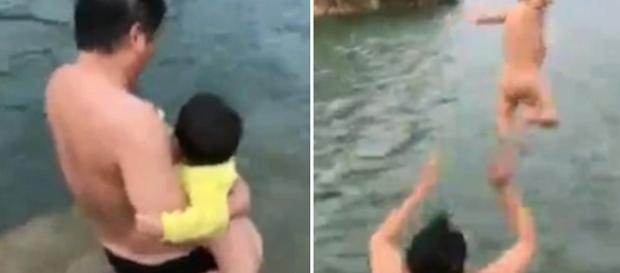 Pai joga filho no rio para ele aprender a nadar - Google Pai joga filho no rio para ele aprender a nadar - Google