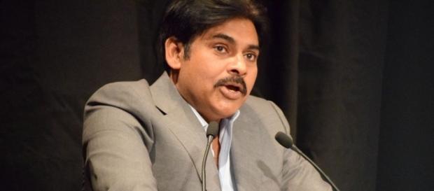 Pawan Kalyan speech (Image credits: Twitter.com/e3talkies) Pawan Kalyan speech (Image credits: Twitter.com/e3talkies)