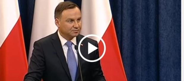 Prezydent odniósł się do możliwości drugiej kadencji Donalda Tuska jako szefa Rady Europy. Prezydent odniósł się do możliwości drugiej kadencji Donalda Tuska jako szefa Rady Europy.