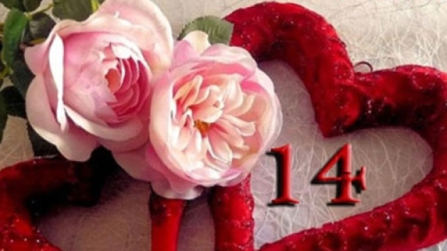 Frasi auguri San Valentino 2017: dediche dolci e romantiche.